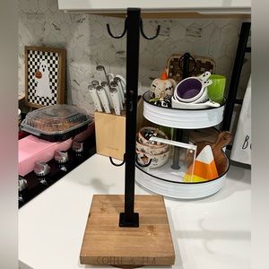 Rustic Rae Dunn coffee & tea mug holder